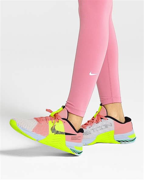 nike taingshose damen|Women's Nike Training Footwear .